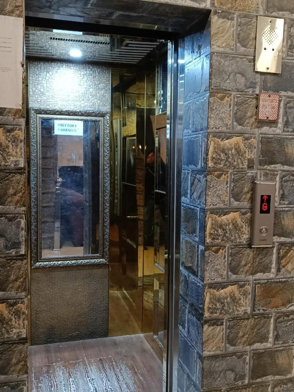 King Castle Mcleodganj-Centrally Heated And Air Cooled- Near Mall Road - Free Parking Dharamsala Exteriér fotografie