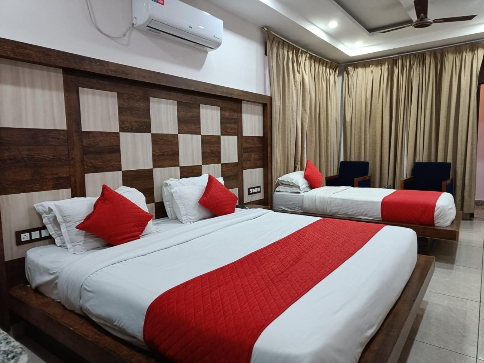 King Castle Mcleodganj-Centrally Heated And Air Cooled- Near Mall Road - Free Parking Dharamsala Exteriér fotografie