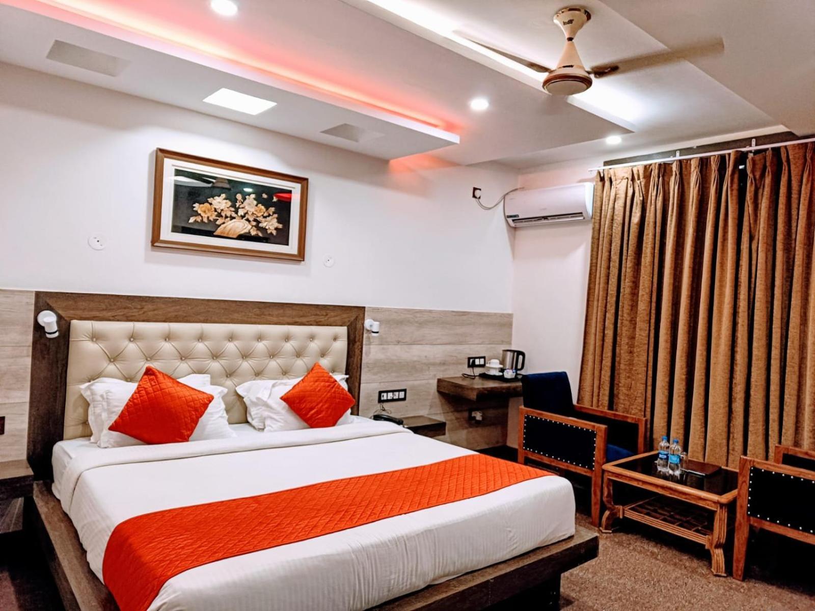 King Castle Mcleodganj-Centrally Heated And Air Cooled- Near Mall Road - Free Parking Dharamsala Exteriér fotografie